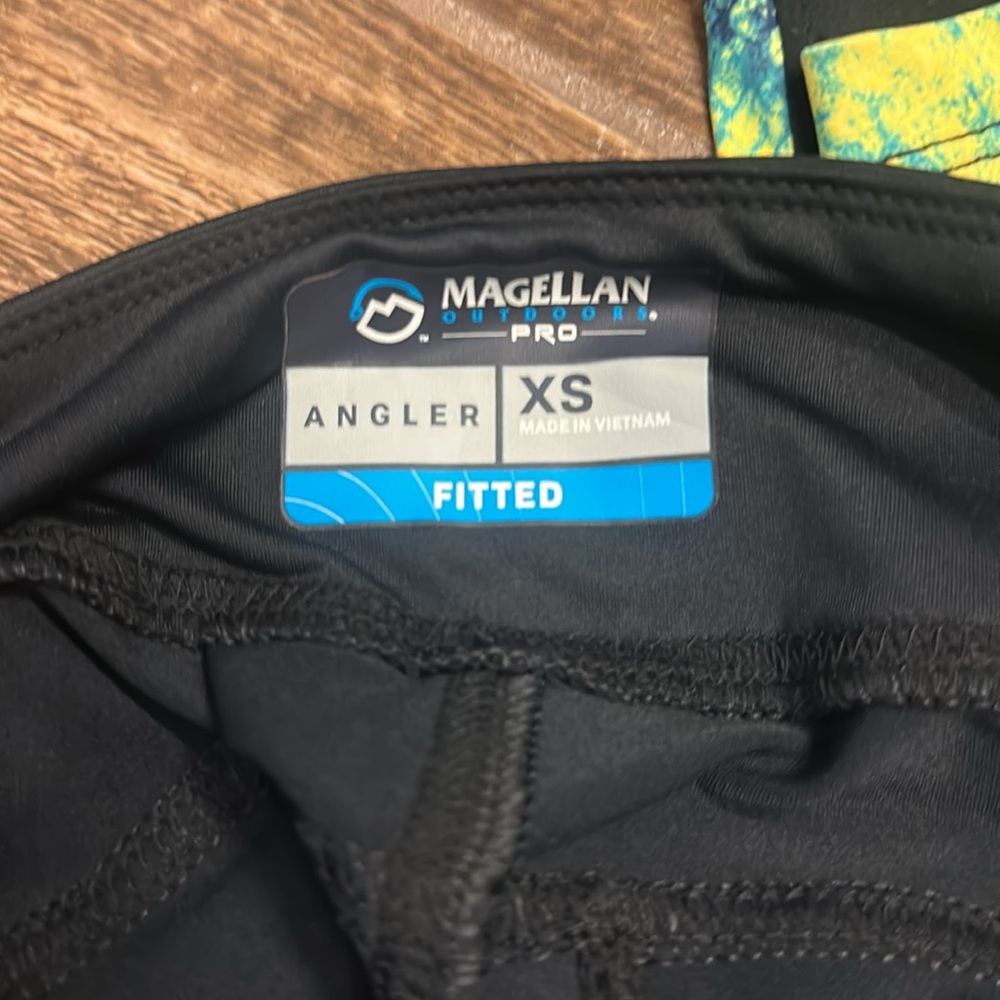 Women’s Magellan Fishing pant / legging XS - Picture 2 of 3